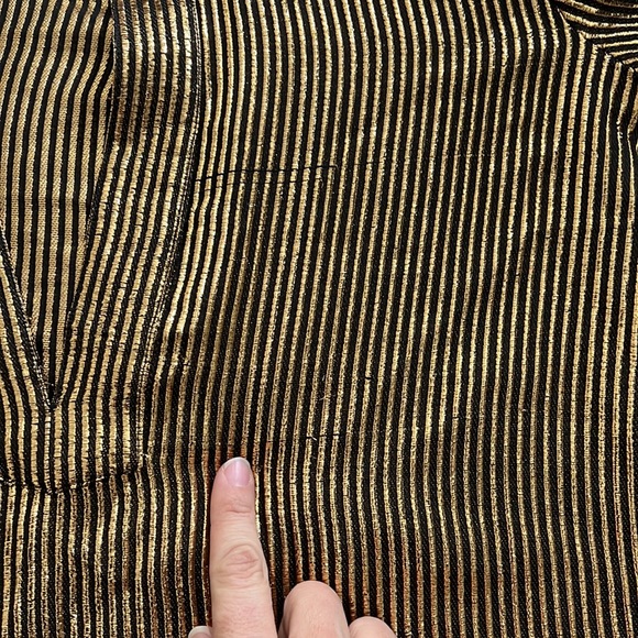 Make an Offer: Dodo Bar Or Metallic Top - Sexy Low Cut - Picture 6 of 6